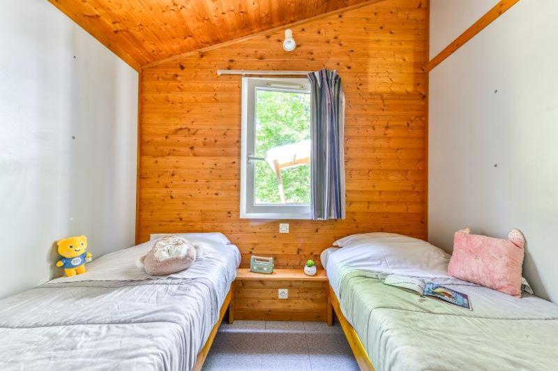Camping La Serre Aigues-Vives  ภายนอก รูปภาพ
